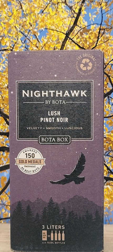 Bota box black lush pinot noir